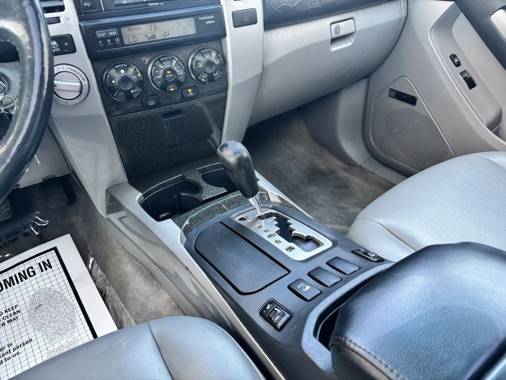 Toyota 4Runner 4dr Limited V6 Auto 4WD (Natl) 2005
