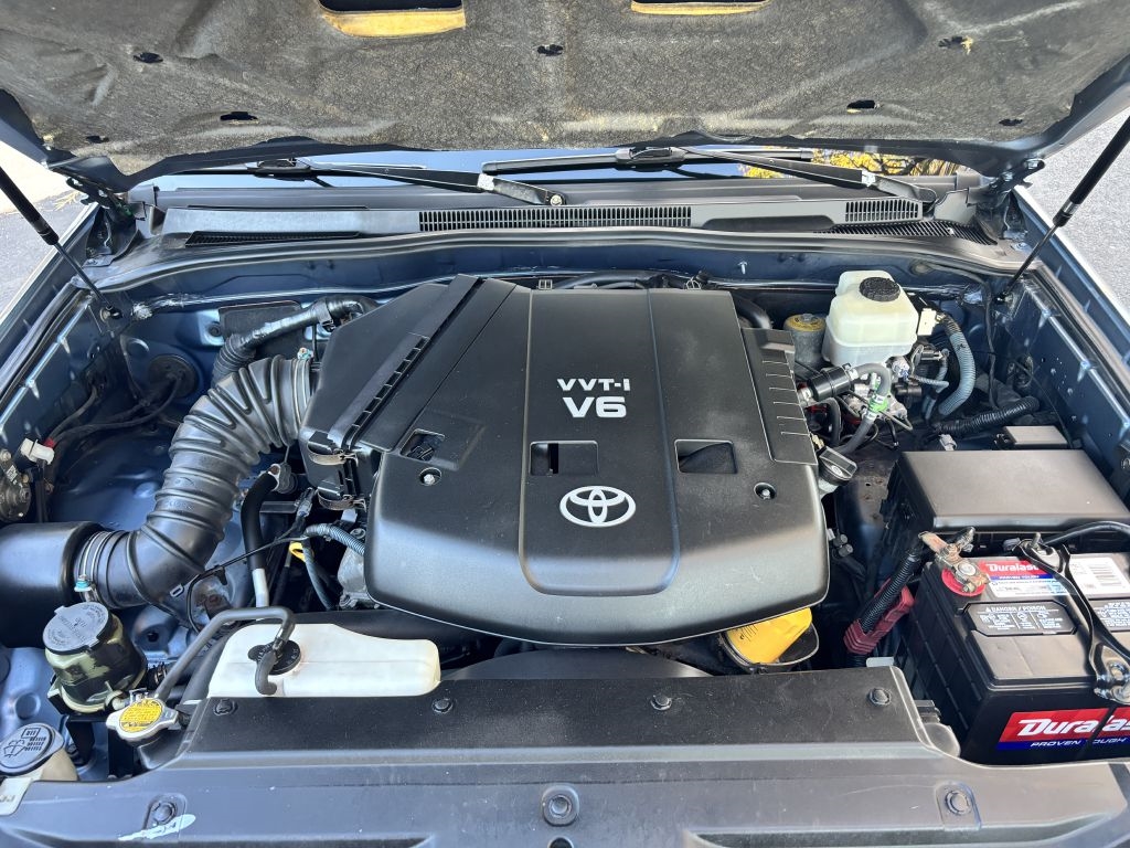 Toyota 4Runner 4dr Limited V6 Auto 4WD (Natl) 2005