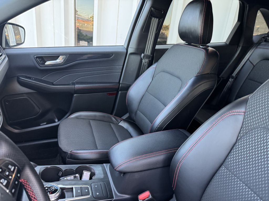 Ford Escape ST-Line AWD 2025