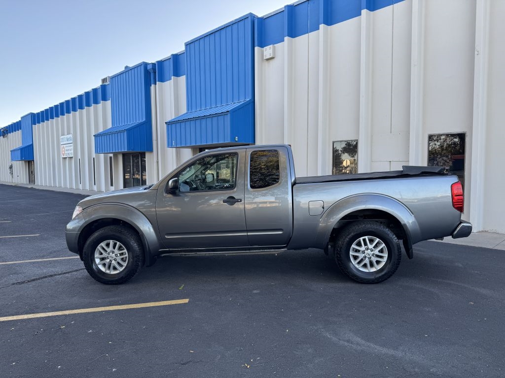 Nissan Frontier 4WD King Cab Auto SV 2016