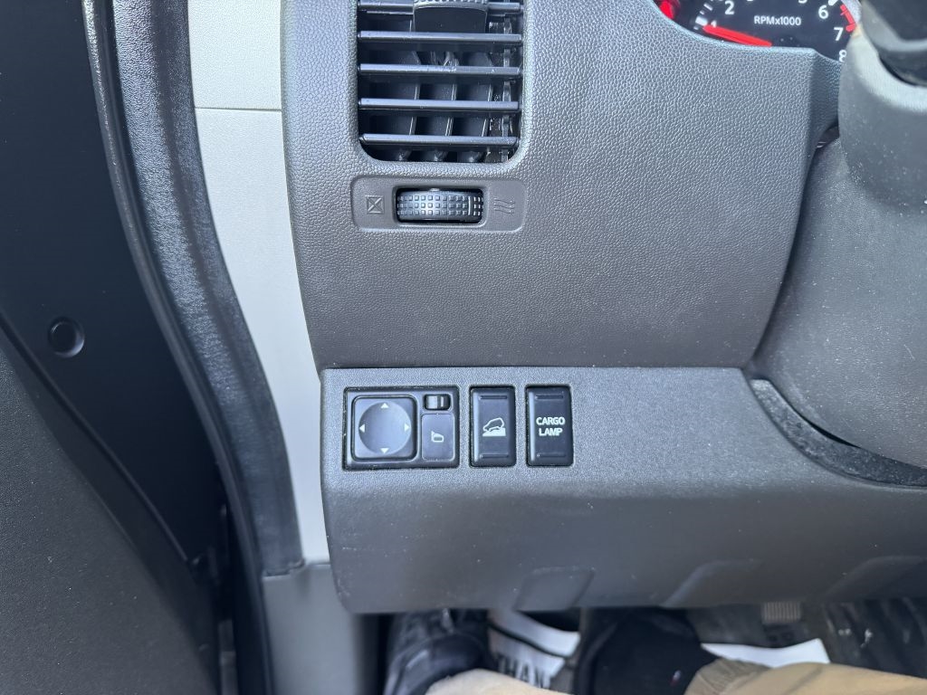 Nissan Frontier 4WD King Cab Auto SV 2016