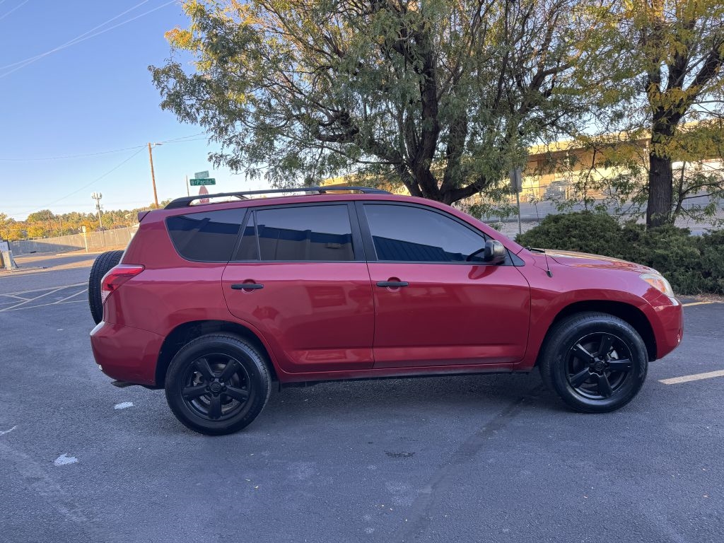 Toyota RAV4 4dr Base V6 4WD (Natl) 2006