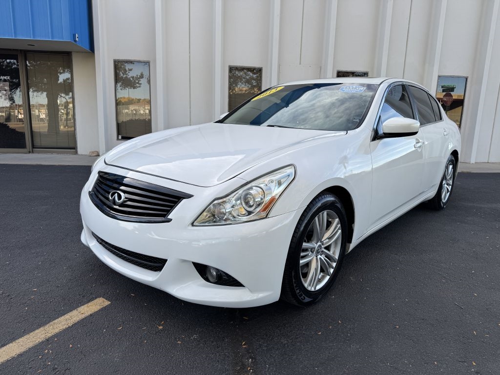 Infiniti G37 Sedan 4dr Journey RWD 2013