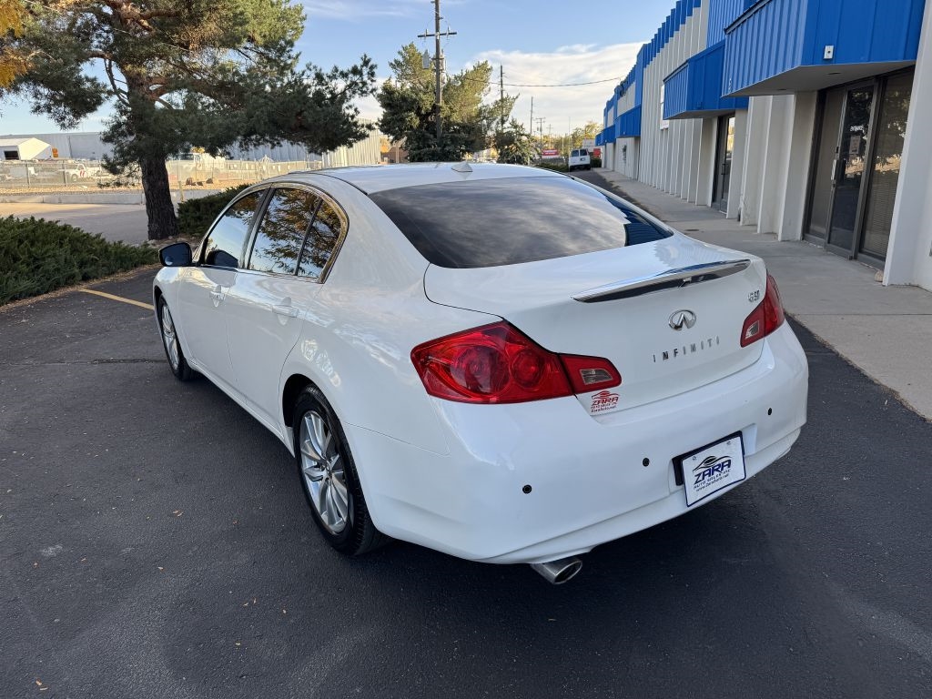 Infiniti G37 Sedan 4dr Journey RWD 2013