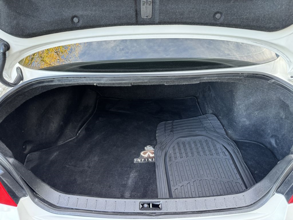 Infiniti G37 Sedan 4dr Journey RWD 2013