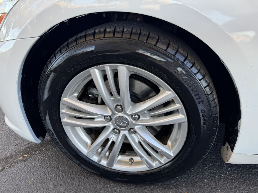 Infiniti G37 Sedan 4dr Journey RWD 2013