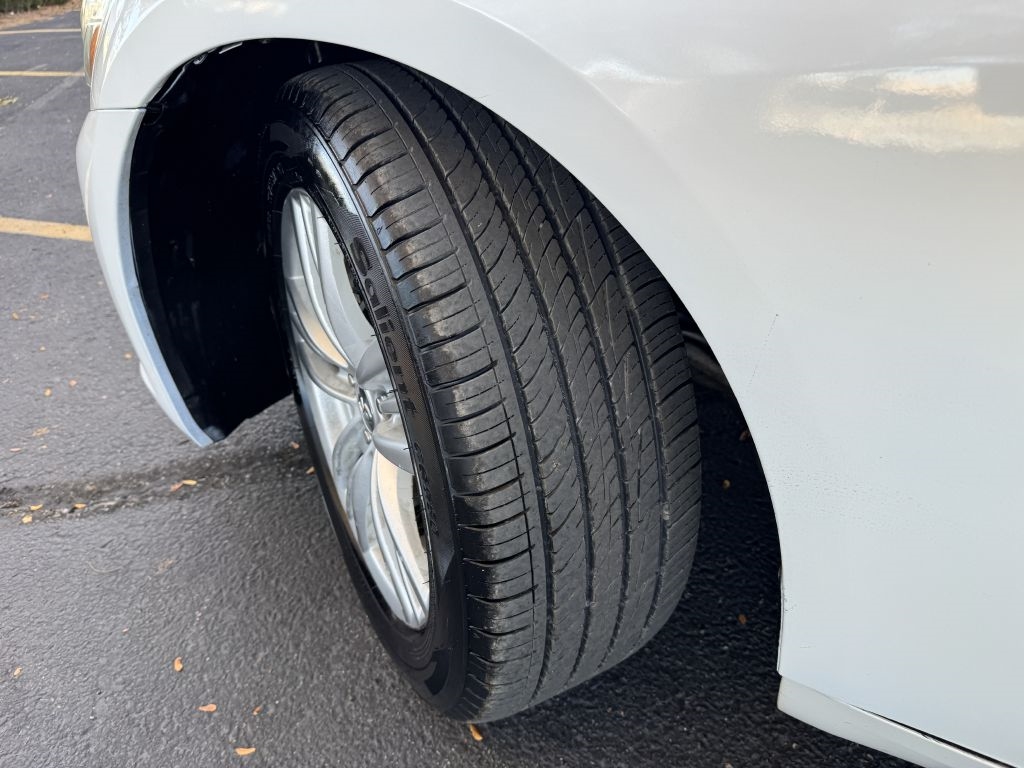 Infiniti G37 Sedan 4dr Journey RWD 2013