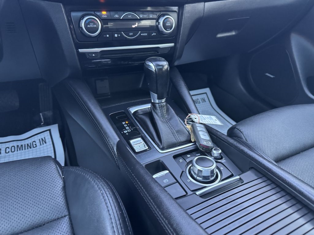 Mazda MAZDA6 4dr Sdn Auto i Touring 2016