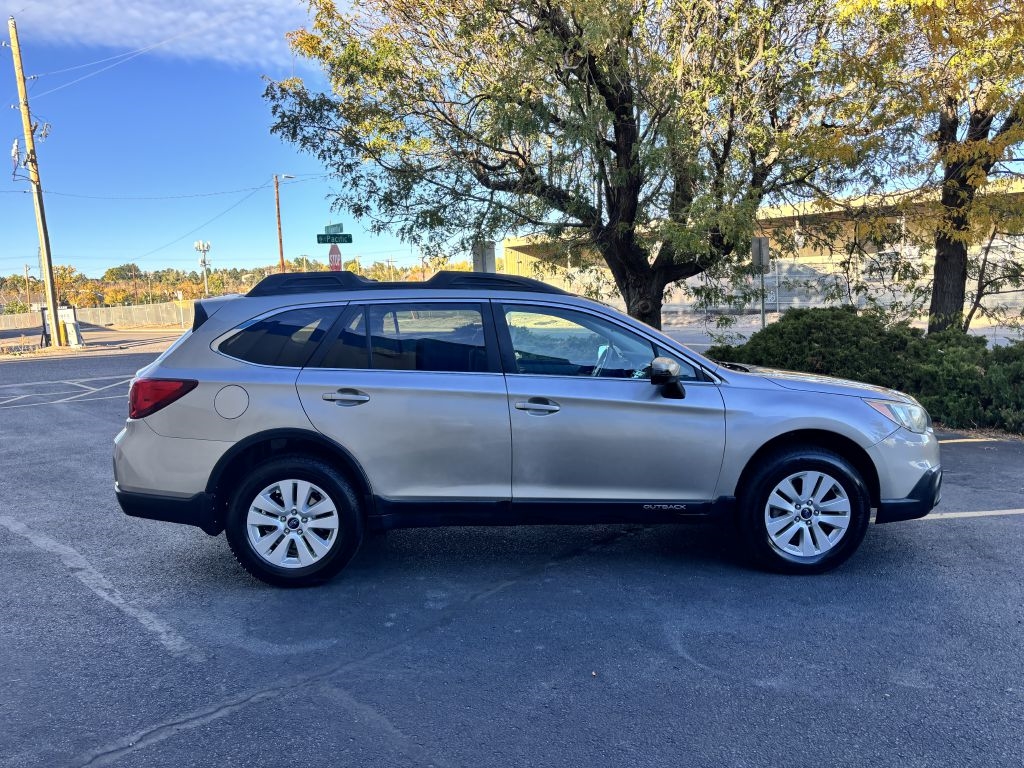 Subaru Outback 4dr Wgn 2.5i Premium 2015