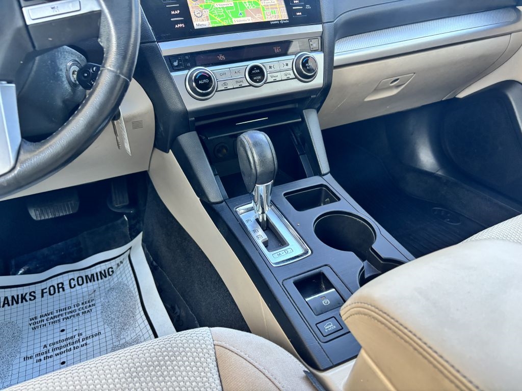 Subaru Outback 4dr Wgn 2.5i Premium 2015