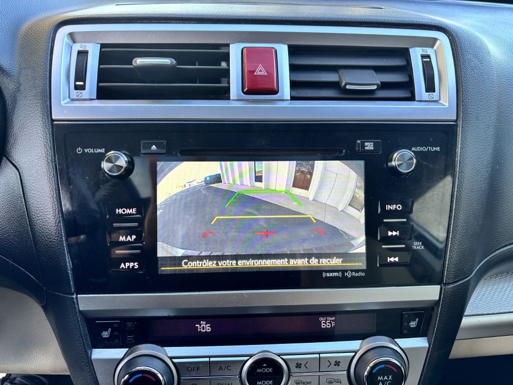 Subaru Outback 4dr Wgn 2.5i Premium 2015