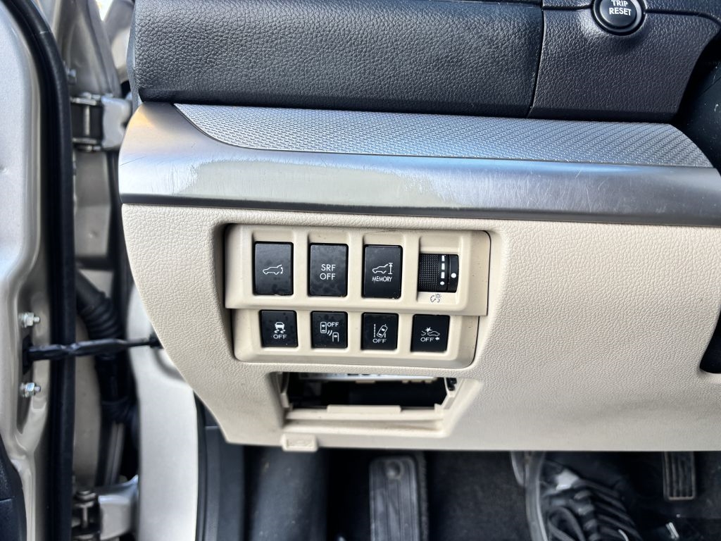 Subaru Outback 4dr Wgn 2.5i Premium 2015