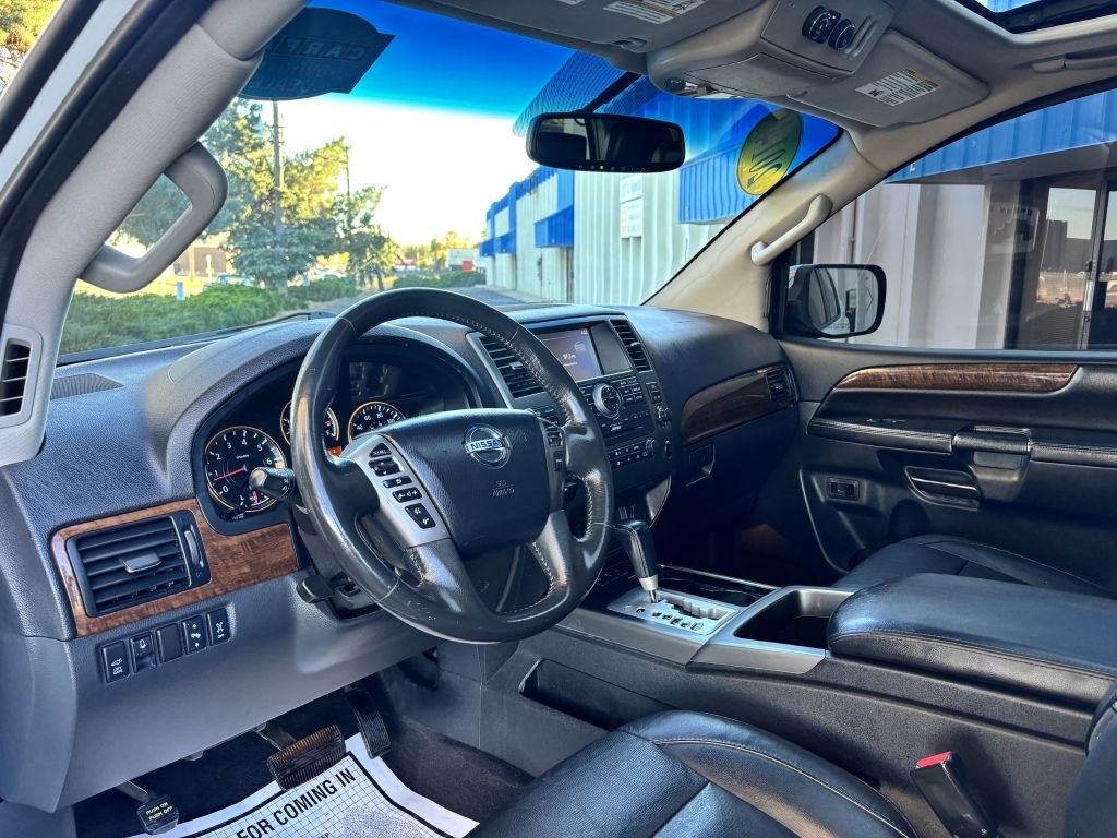Nissan Armada 4WD 4dr Platinum 2014