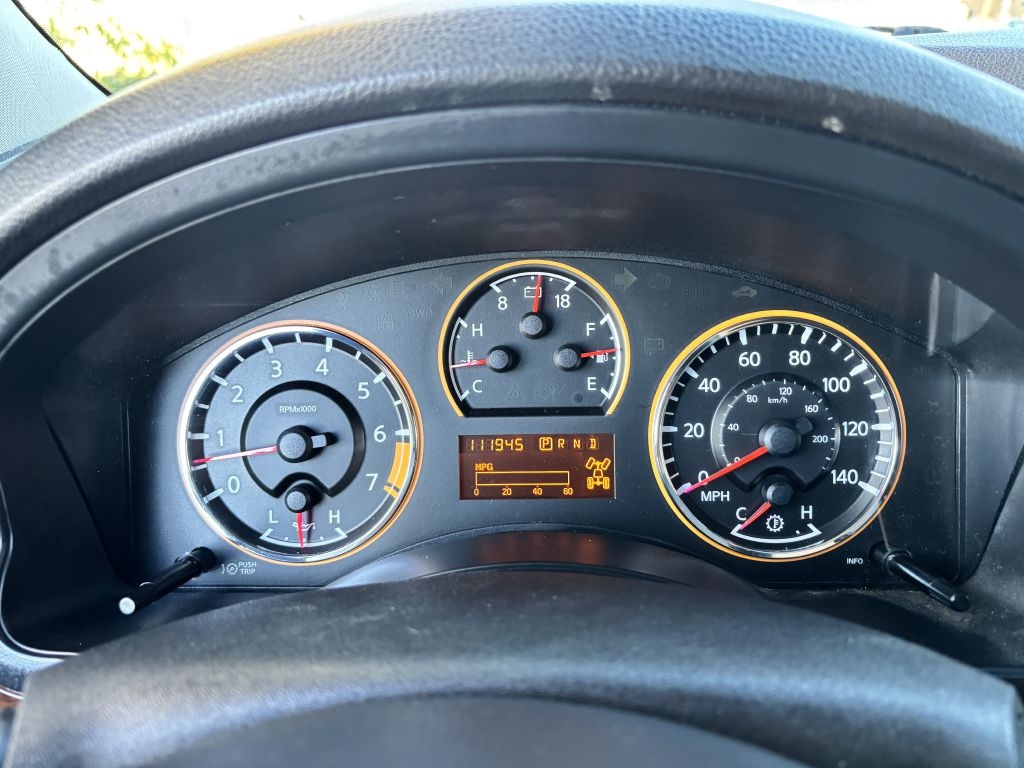 Nissan Armada 4WD 4dr Platinum 2014