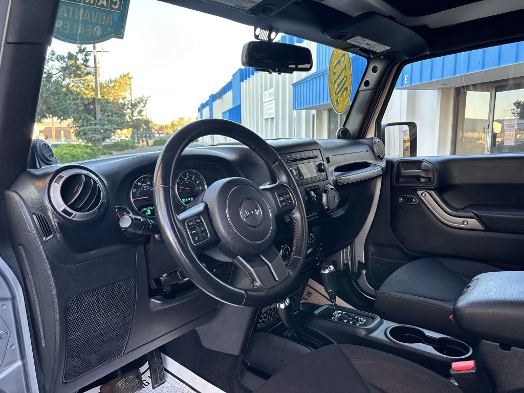 Jeep Wrangler Unlimited 4WD 4dr Sport 2013