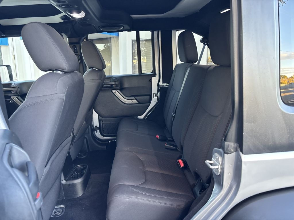 Jeep Wrangler Unlimited 4WD 4dr Sport 2013