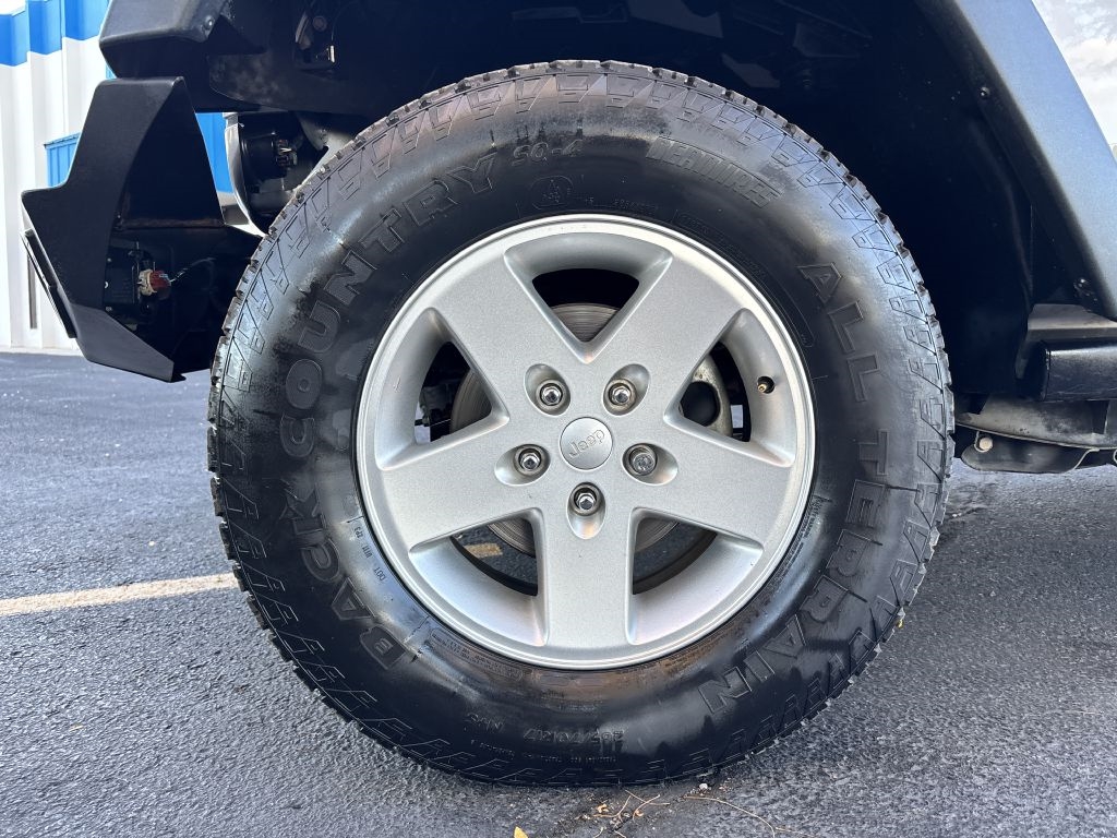 Jeep Wrangler Unlimited 4WD 4dr Sport 2013