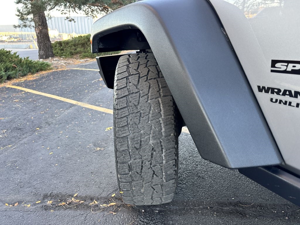 Jeep Wrangler Unlimited 4WD 4dr Sport 2013