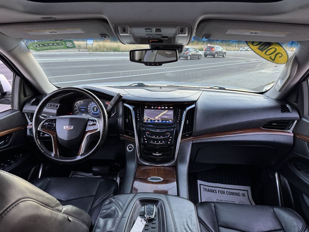 Cadillac Escalade 4WD 4dr Luxury Collection 2016