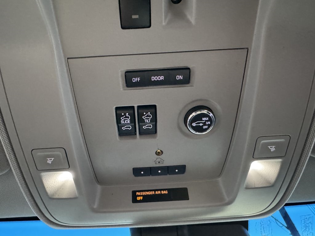 Cadillac Escalade 4WD 4dr Luxury Collection 2016
