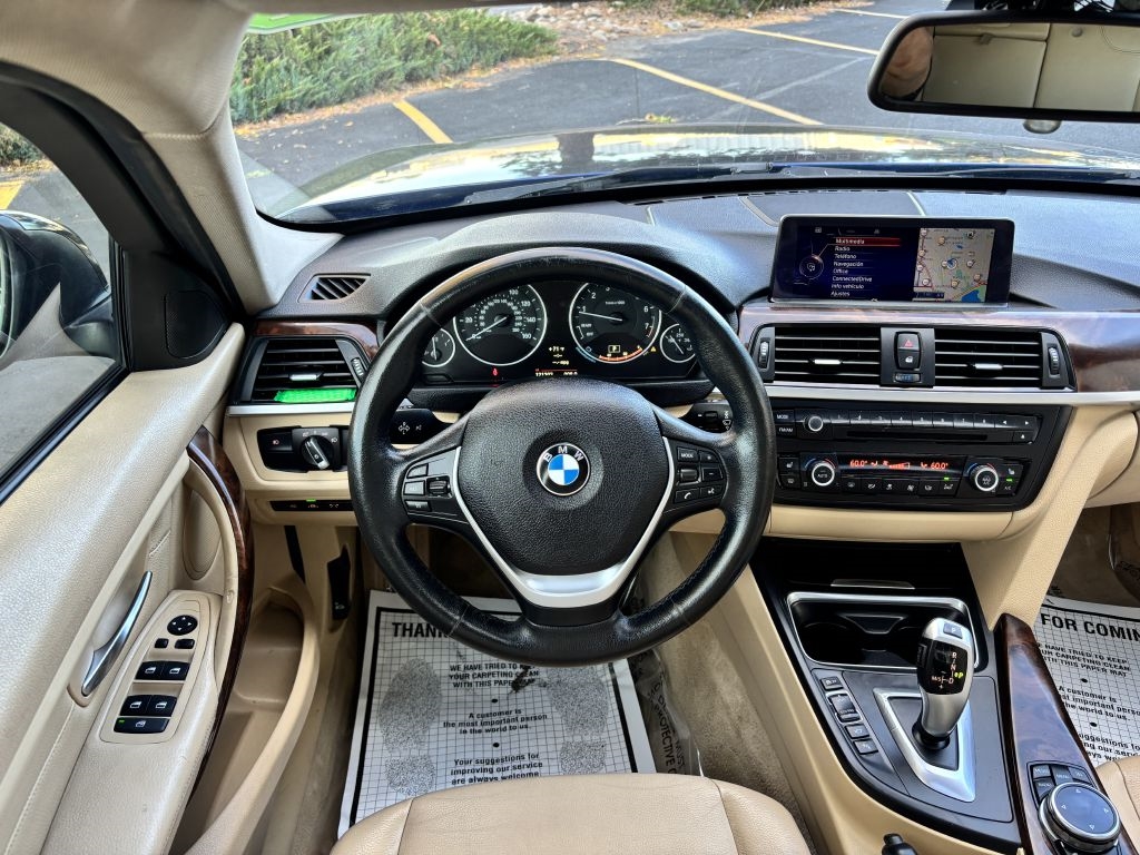 BMW 3 Series 4dr Sdn 328i xDrive AWD SULEV 2014
