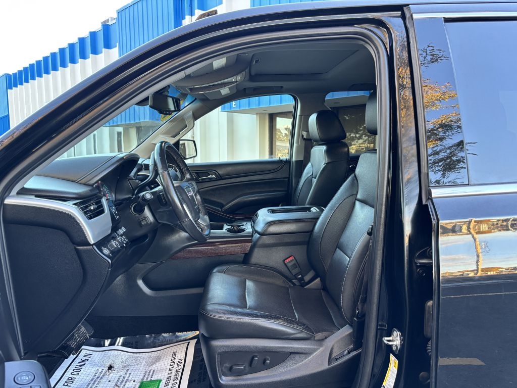 GMC Yukon 4WD 4dr SLT 2018