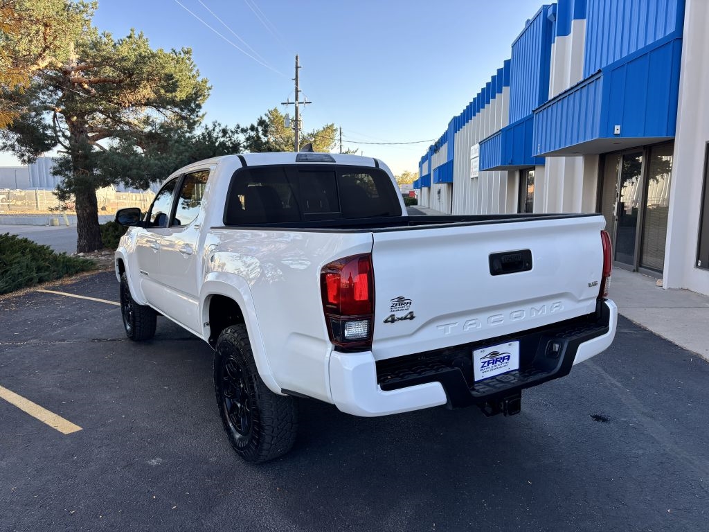 Toyota Tacoma 4WD TRD Off Road Double Cab 5' Bed V6 MT (Natl) 2021