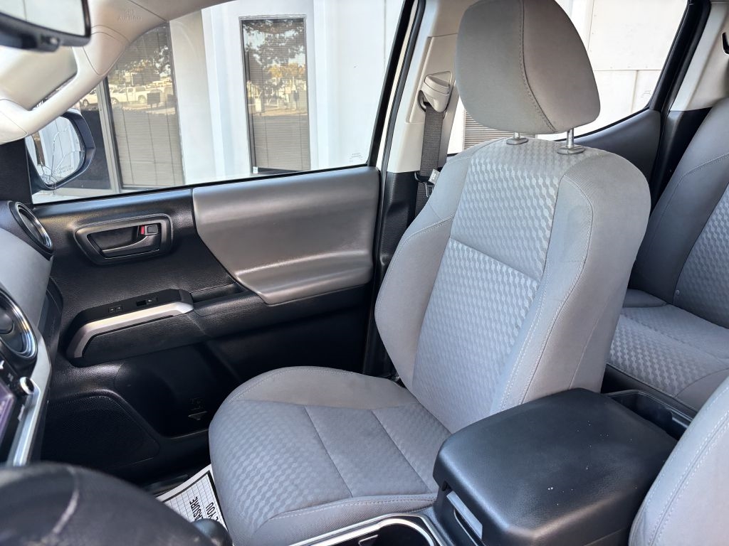 Toyota Tacoma 4WD TRD Off Road Double Cab 5' Bed V6 MT (Natl) 2021