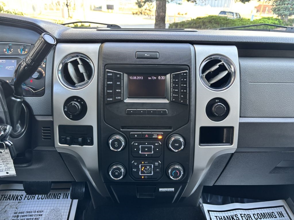 Ford F-150 4WD SuperCab 145" Lariat 2014