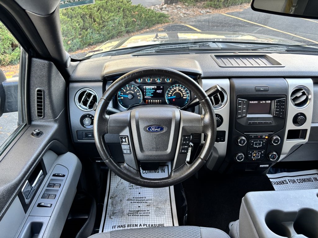 Ford F-150 4WD SuperCab 145" Lariat 2014