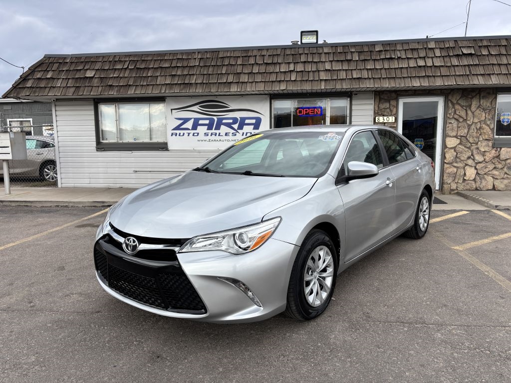 Toyota Camry 4dr Sdn I4 Auto SE w/Special Edition Pkg (Natl) 2016