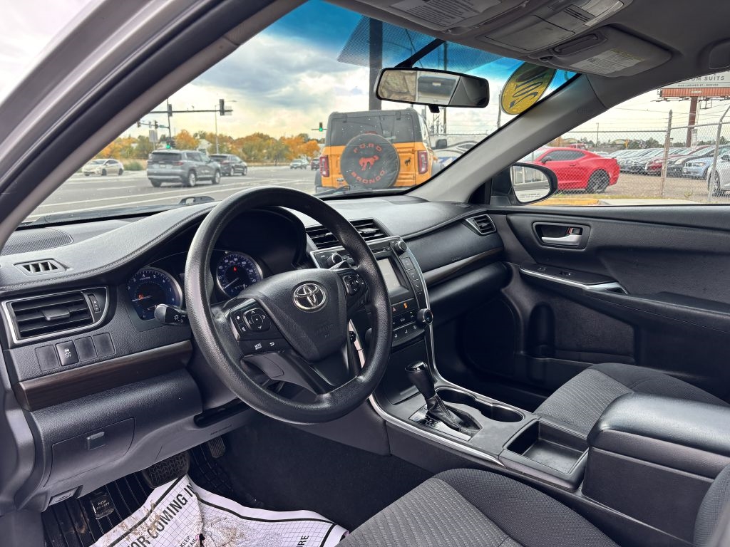 Toyota Camry 4dr Sdn I4 Auto SE w/Special Edition Pkg (Natl) 2016