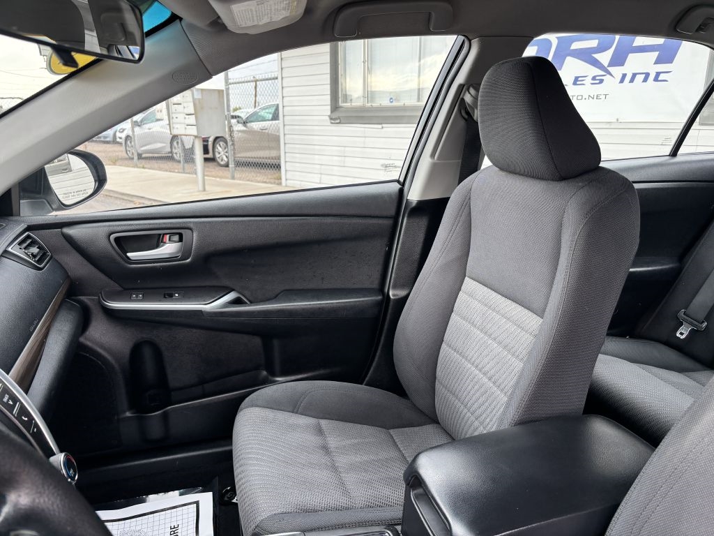 Toyota Camry 4dr Sdn I4 Auto SE w/Special Edition Pkg (Natl) 2016