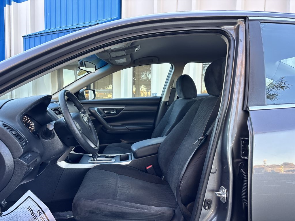 Nissan Altima 4dr Sdn I4 2.5 S 2015