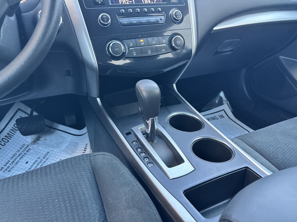 Nissan Altima 4dr Sdn I4 2.5 S 2015