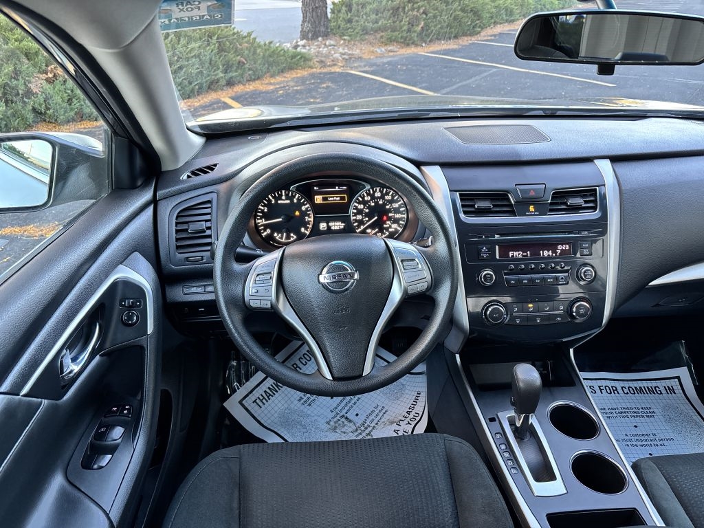 Nissan Altima 4dr Sdn I4 2.5 S 2015