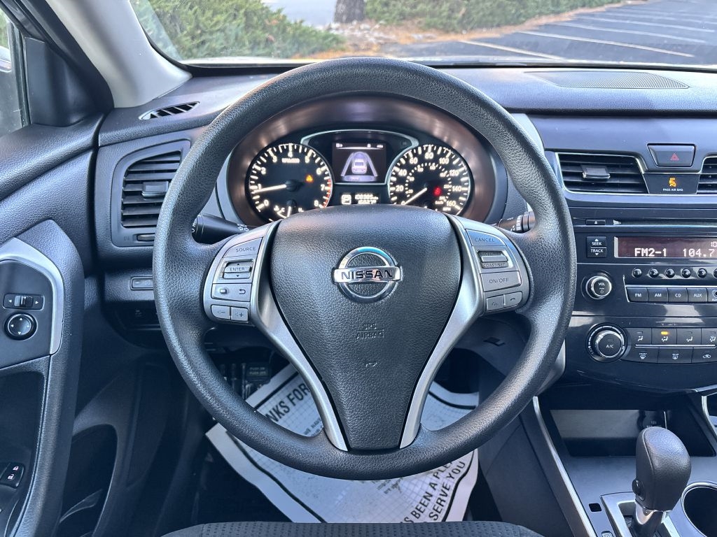 Nissan Altima 4dr Sdn I4 2.5 S 2015