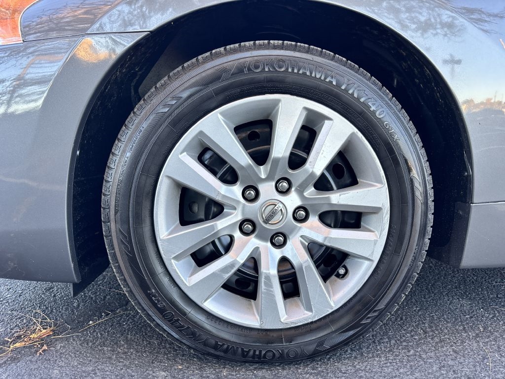 Nissan Altima 4dr Sdn I4 2.5 S 2015