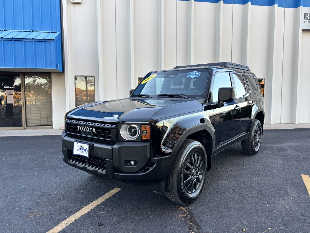Toyota Land Cruiser 4WD (Natl) 2024
