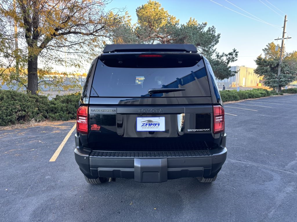 Toyota Land Cruiser 4WD (Natl) 2024