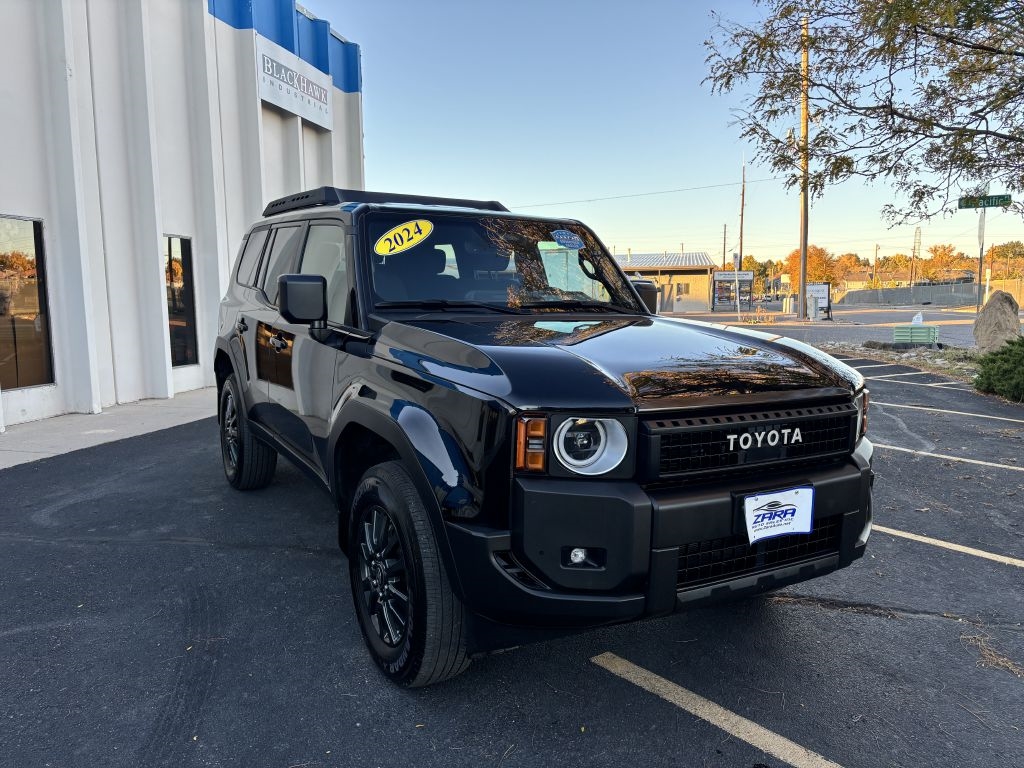 Toyota Land Cruiser 4WD (Natl) 2024