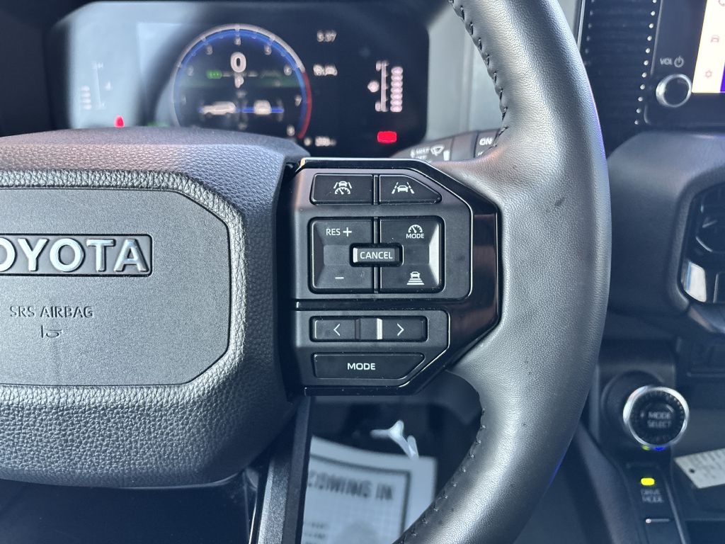 Toyota Land Cruiser 4WD (Natl) 2024