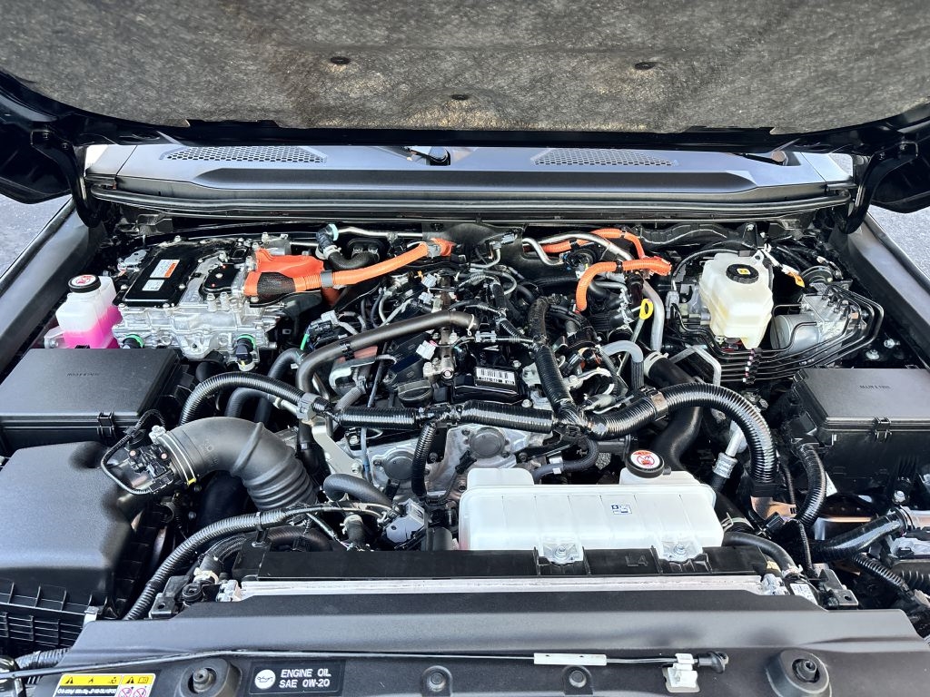 Toyota Land Cruiser 4WD (Natl) 2024