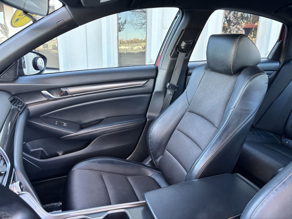 Honda Accord Sedan Sport 1.5T CVT 2018