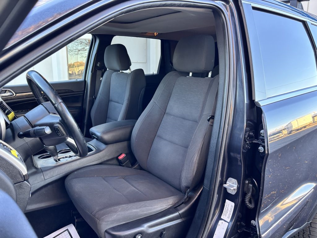 Jeep Grand Cherokee 4WD 4dr Laredo 2013