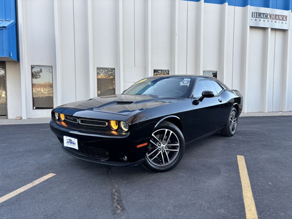 2019 Dodge Challenger SXT AWD