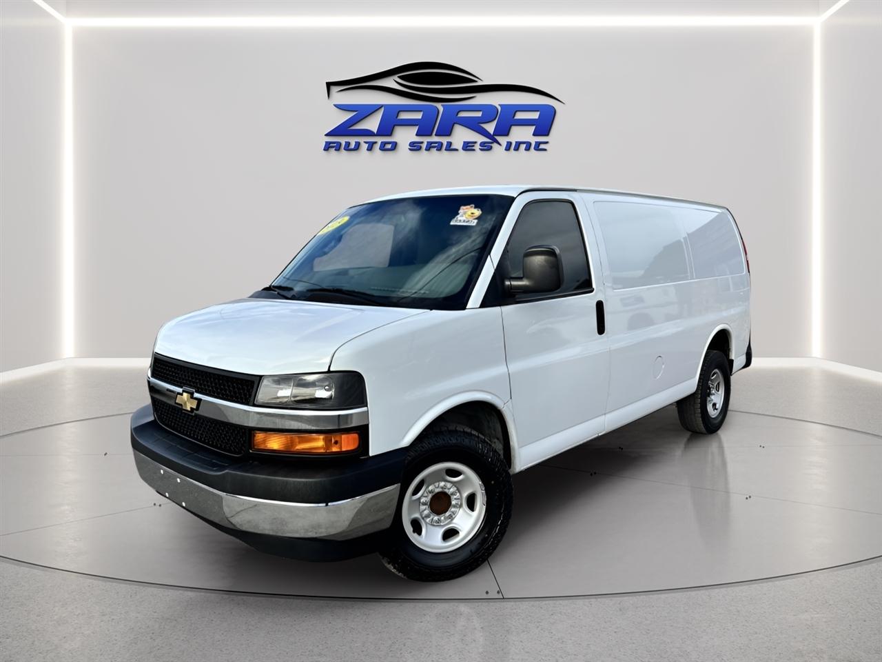 2019 Chevrolet Express Cargo Van RWD 2500 135"