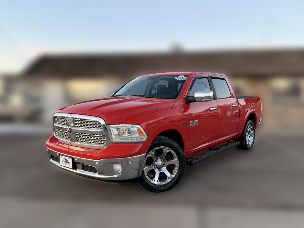 2014 RAM 1500 4WD Crew Cab 140.5" Laramie