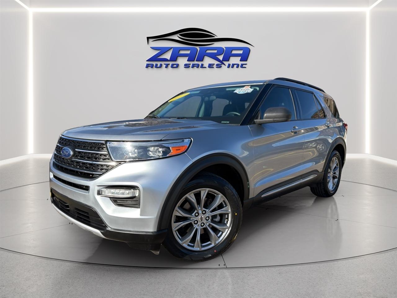 2023 Ford Explorer XLT 4WD