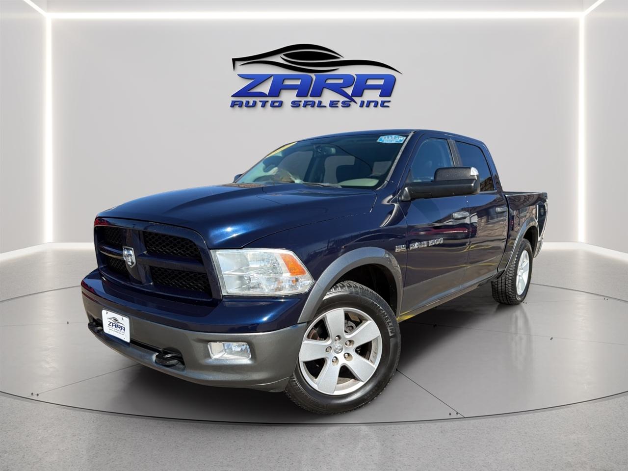 2012 RAM 1500 4WD Crew Cab 140.5" Outdoorsman